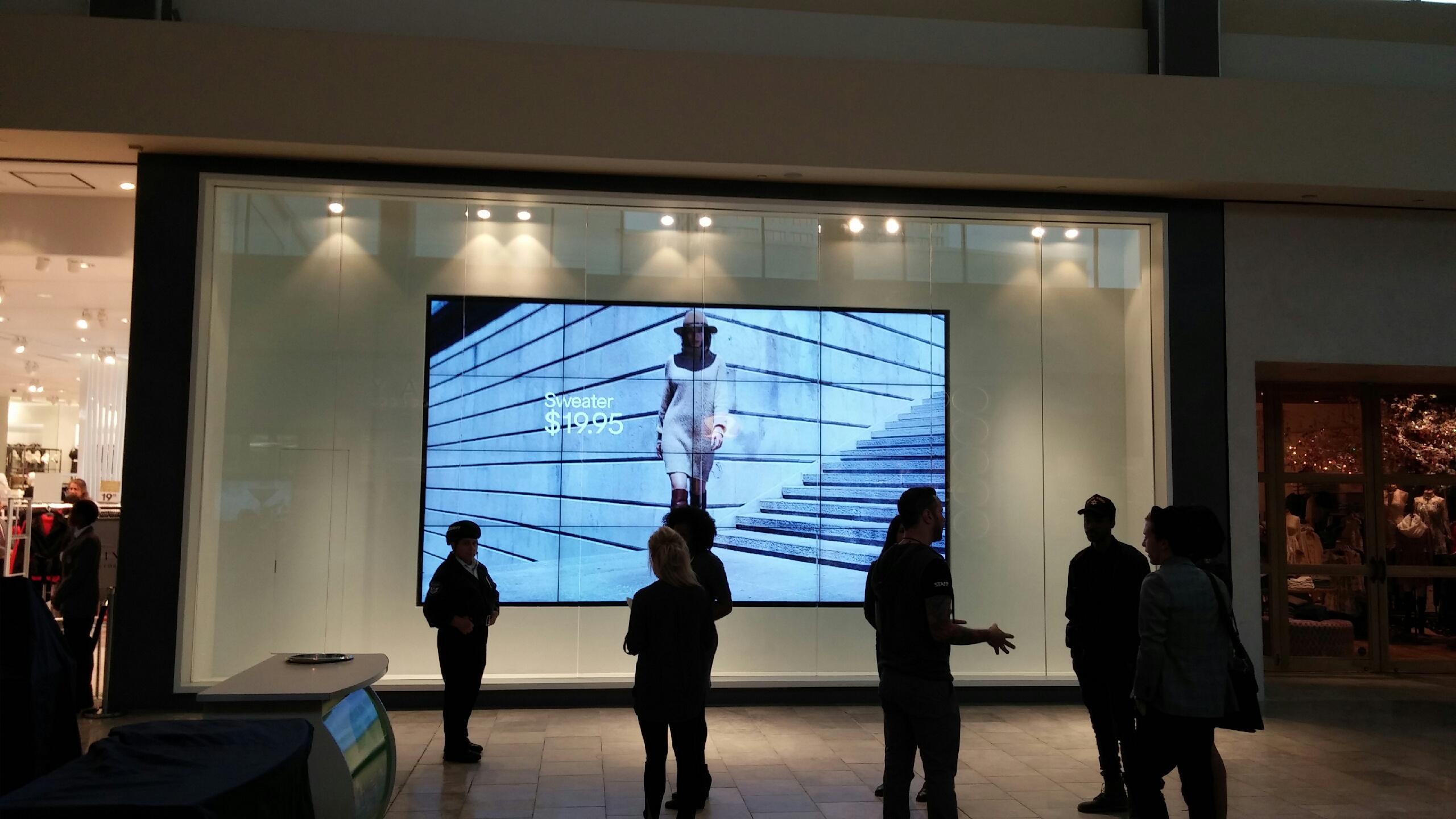 STRATACACHE Digital Signage Solutions